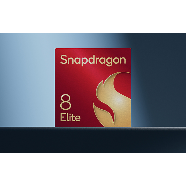 moto-razr-ultra-keyfeature-4