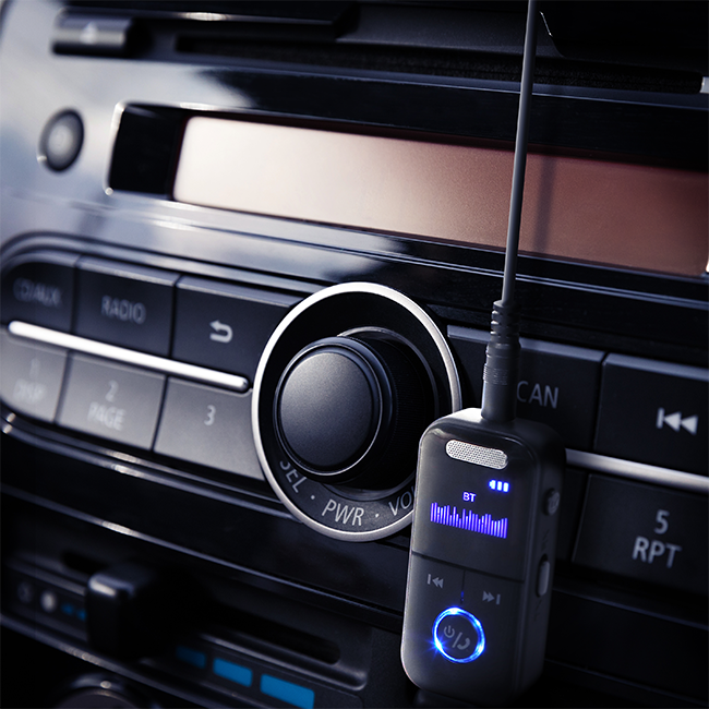 AT&T Essentials Bluetooth Transmitter and Receiver - Black  (Product view 2)