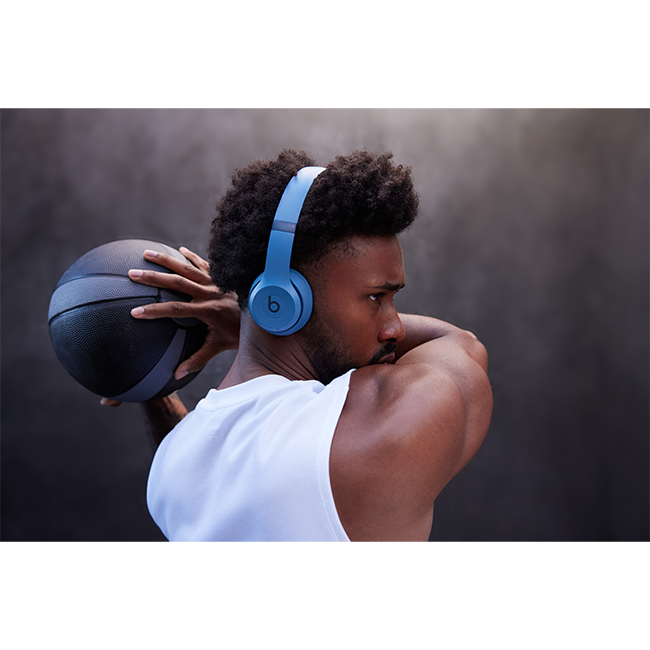 Beats Solo 4 Wireless Headphones - Blue  (Product view 7)