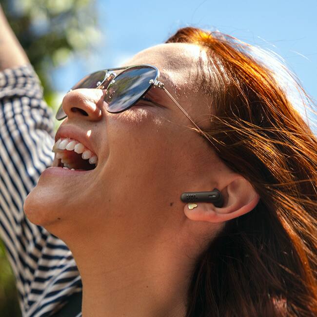 JBL Vibe Beam 2 True Wireless Noise Cancelling Earbuds - Black  (Product view 11)