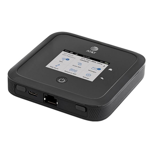 NETGEAR Nighthawk 5G Mobile Hotspot Pro - Black  (Product view 3)