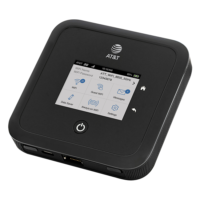 NETGEAR Nighthawk 5G Mobile Hotspot Pro - Black  (Product view 4)